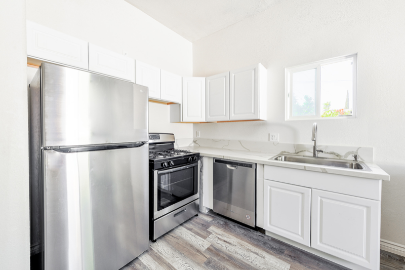 207 W Cypress Ave #2 - Photo 5 of 14