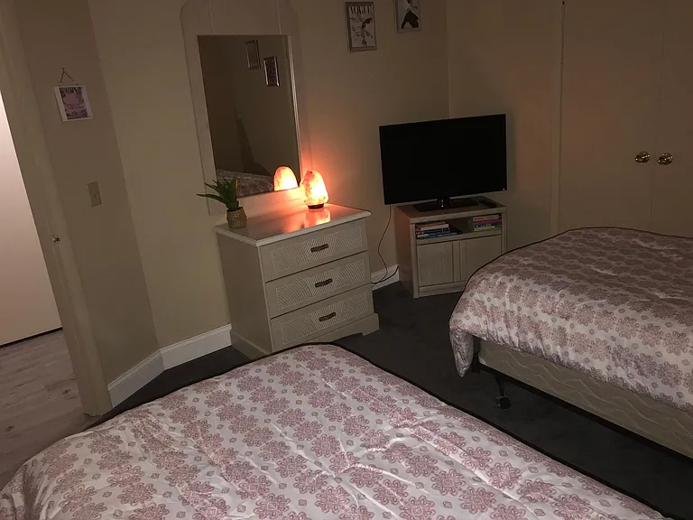 438 Ocean Pkwy - Photo 3 of 14
