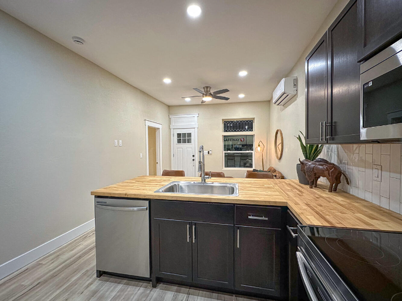 235 W 3rd St #B - Photo 6 of 14