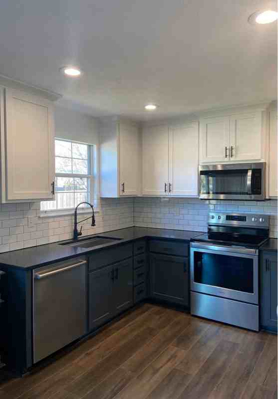 1310 Cypress Dr - Photo 3 of 11
