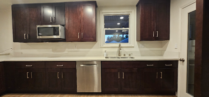6609 Winnetka Ave - Photo 4 of 13