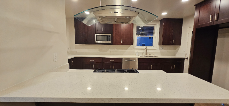 6609 Winnetka Ave - Photo 6 of 13