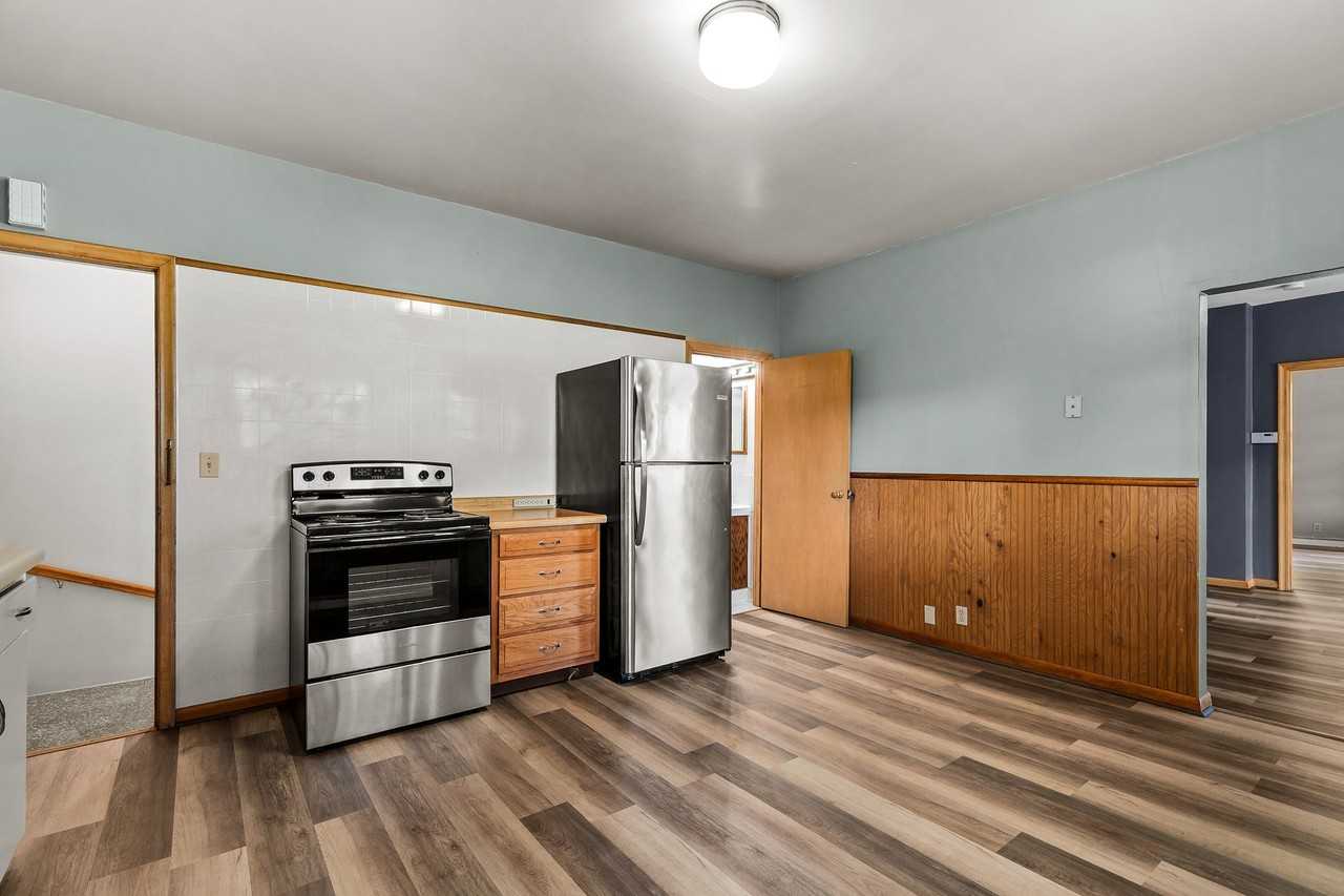 1343 1/2 W Washington St #1343 - Photo 5 of 15