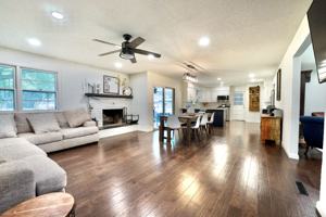 featured image of 1930 S Holland Ave