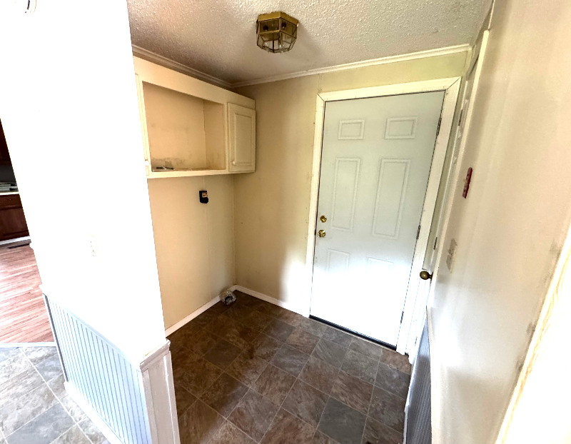 19 Maple Ln - Photo 7 of 9