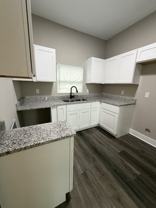 1915 Phoenix Ave - Photo 1 of 1