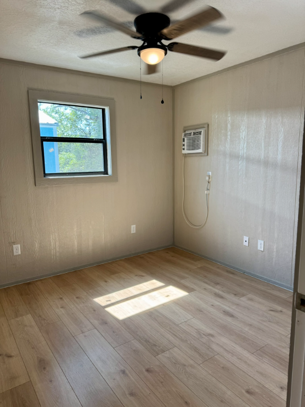 186 Lighthouse Lp - Photo 5 of 19