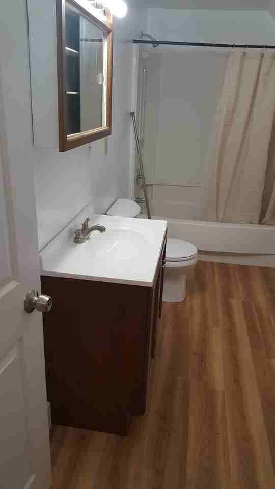 132 Shepard St - Photo 7 of 10