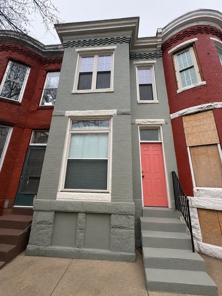 416 S Gilmor St