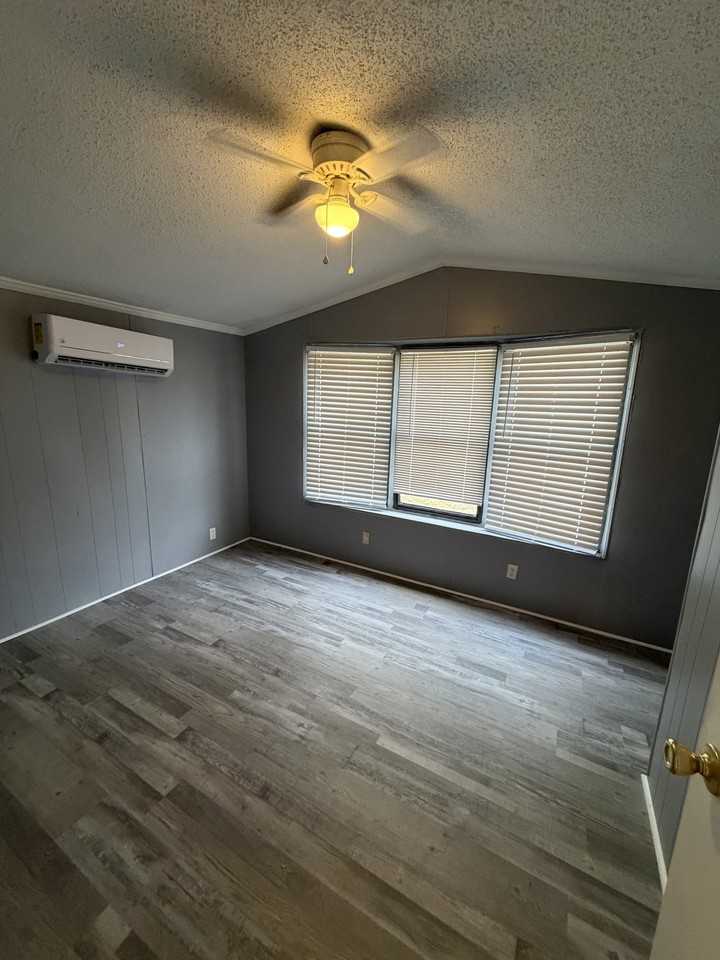 441 Fullers Chapel Rd - Photo 6 of 9