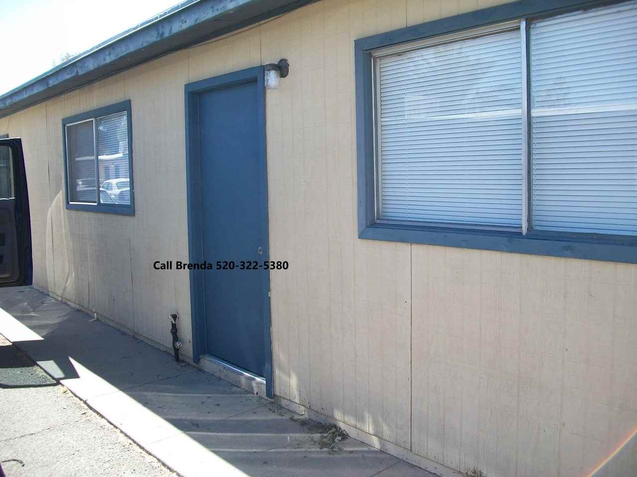 16 E King Rd