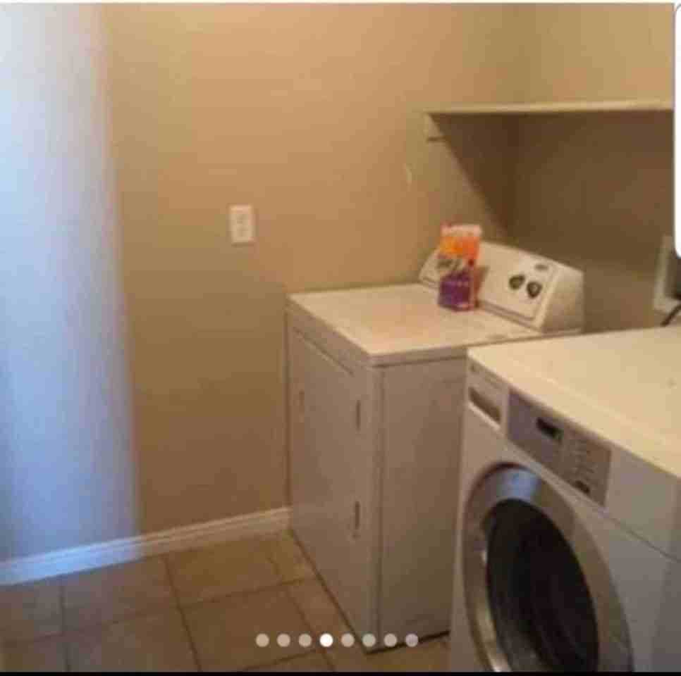 2069 Nw - Photo 2 of 5
