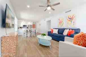 featured image of 230 Margaret St #B