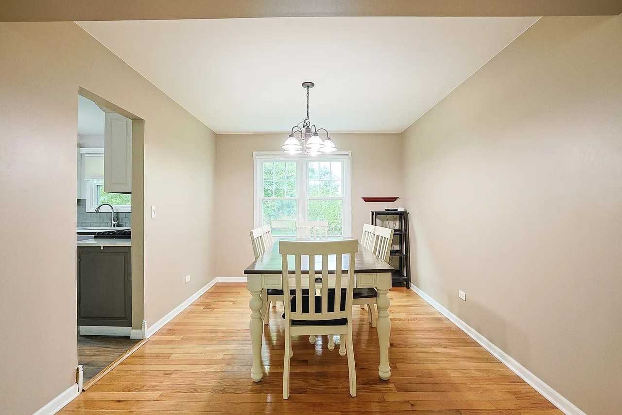 1410 Huntington Dr - Photo 5 of 19