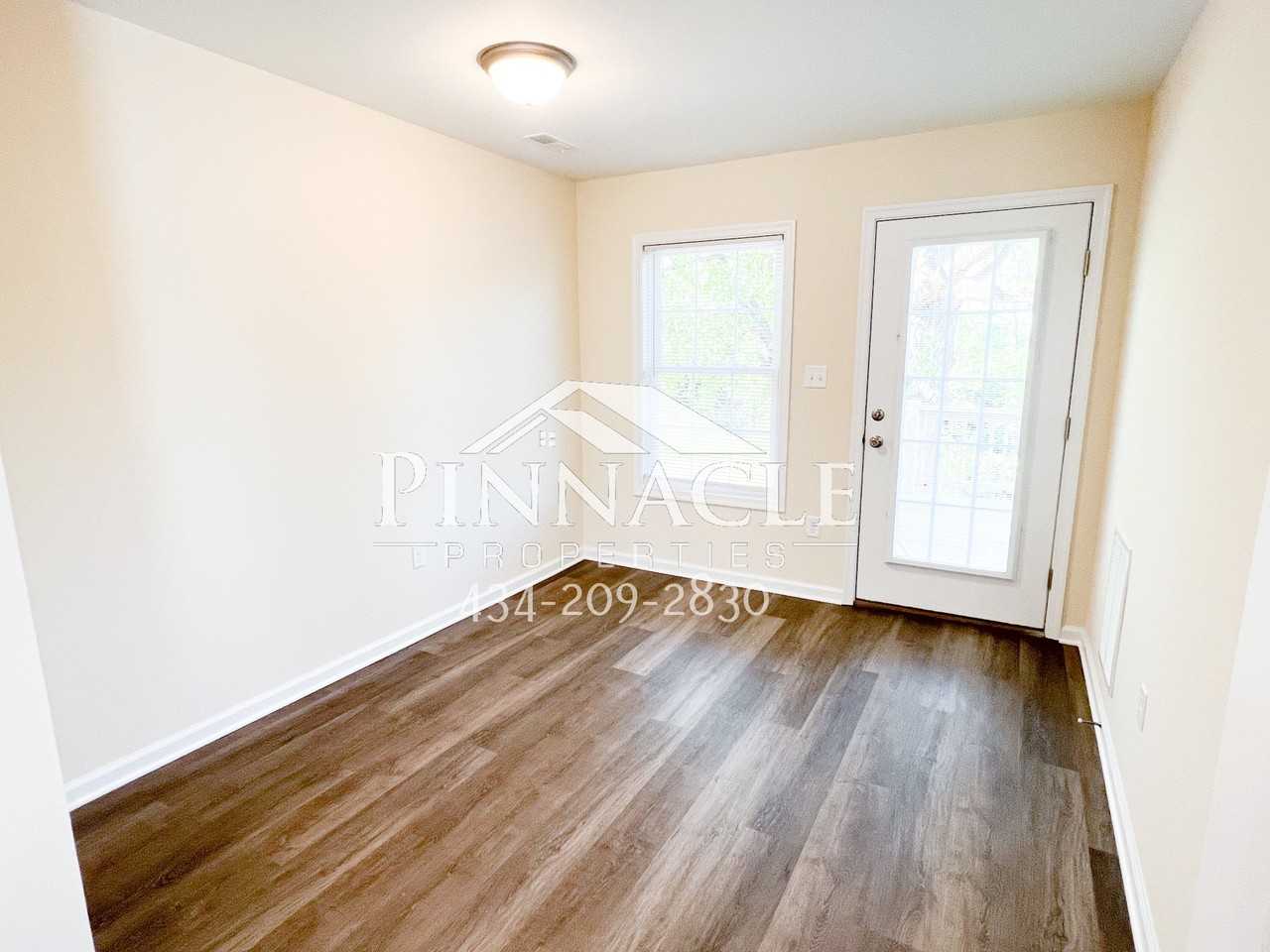 2325B Tazewell Ave - Photo 7 of 20