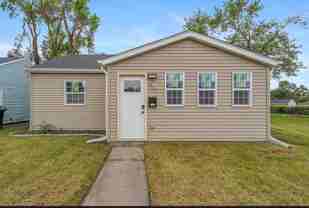 907 Central Ave - Photo 1 of 1