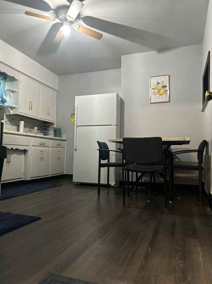1700 N Tibbs Ave - Photo 7 of 21