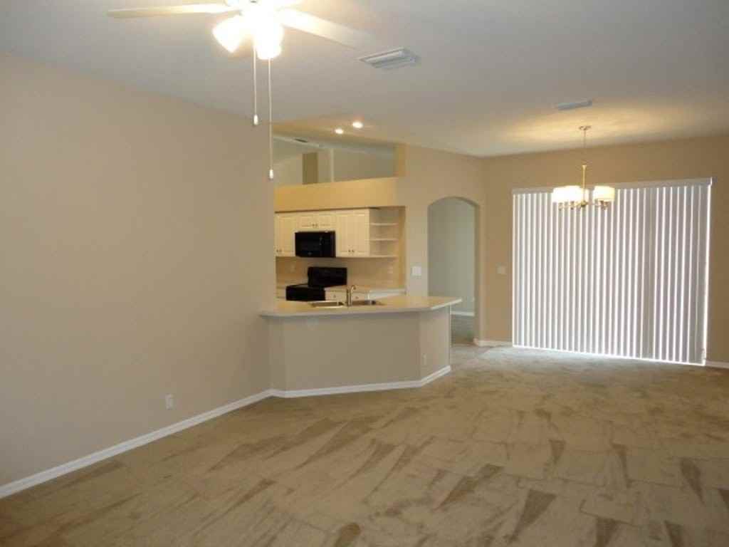 2610 Vinedale Ave - Photo 4 of 9