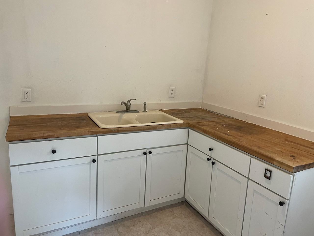 761 Washington Ave - Photo 2 of 7