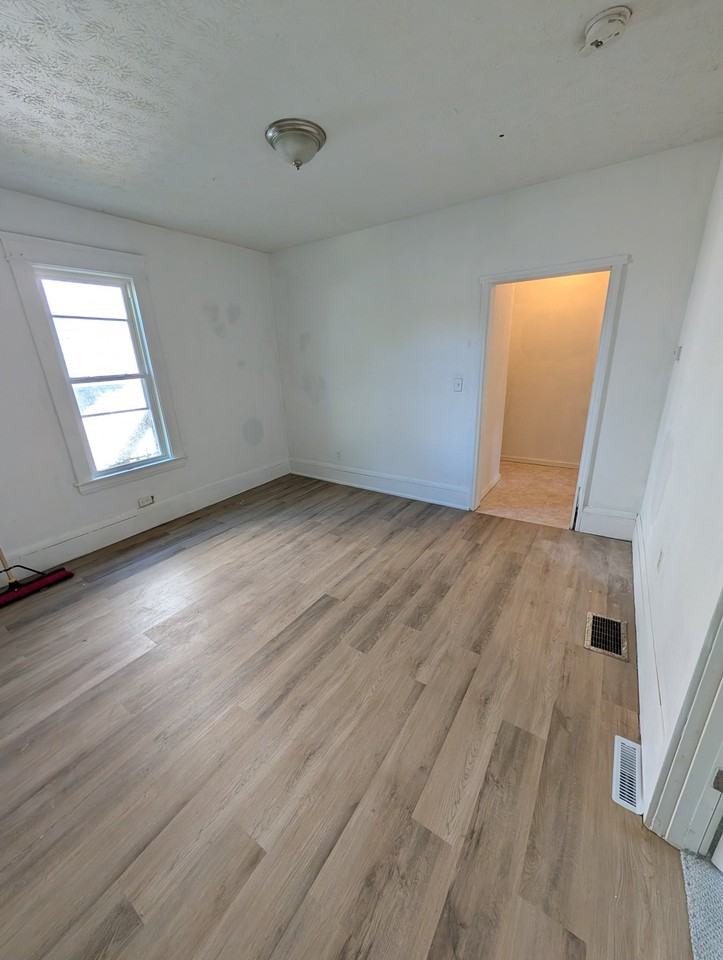 761 Washington Ave - Photo 7 of 7