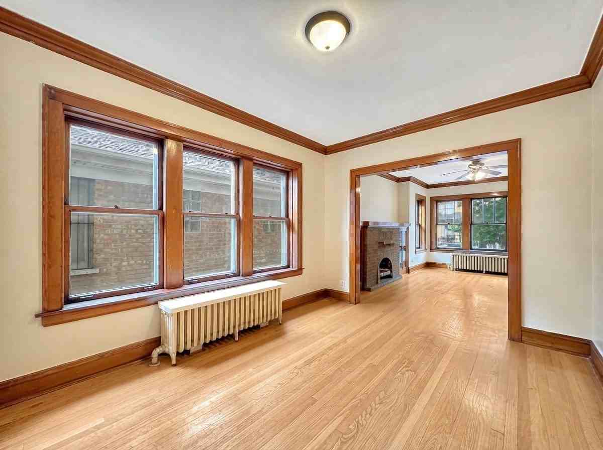1319 N Ridgeway Ave #1 - Photo 3 of 13