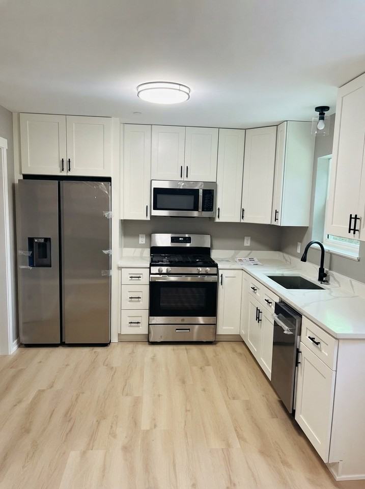 4 N Poplar Ave #A - Photo 2 of 14