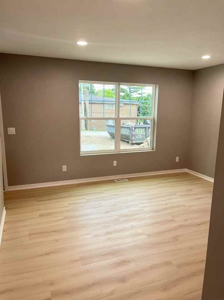 4 N Poplar Ave #A - Photo 3 of 14