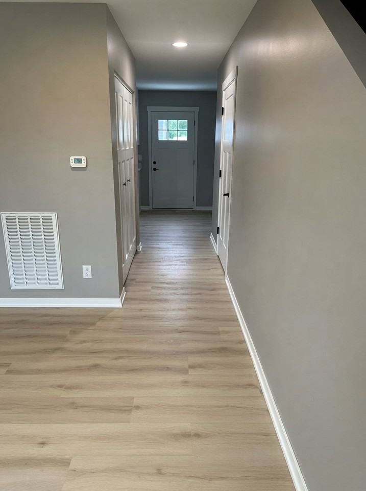 4 N Poplar Ave #A - Photo 5 of 14