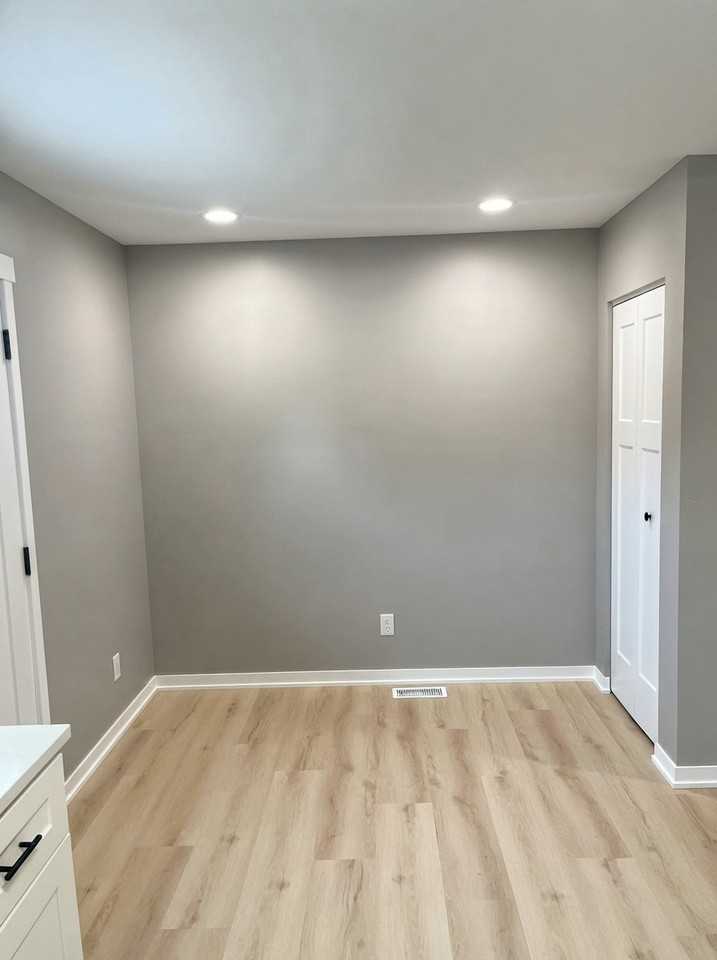 4 N Poplar Ave #A - Photo 6 of 14