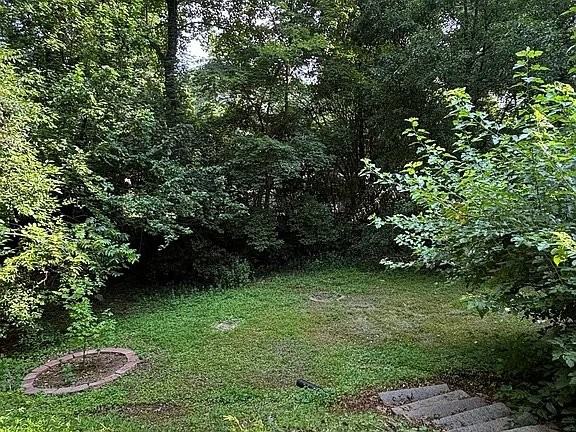 1506 Southwood Dr - Photo 7 of 16