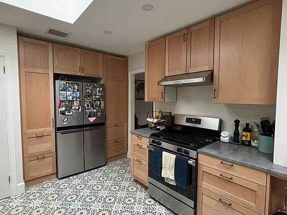 1506 Southwood Dr - Photo 4 of 16