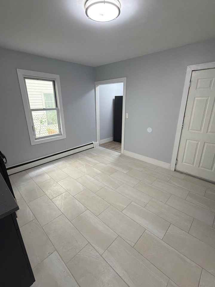 748 Maple St #3 - Photo 2 of 14