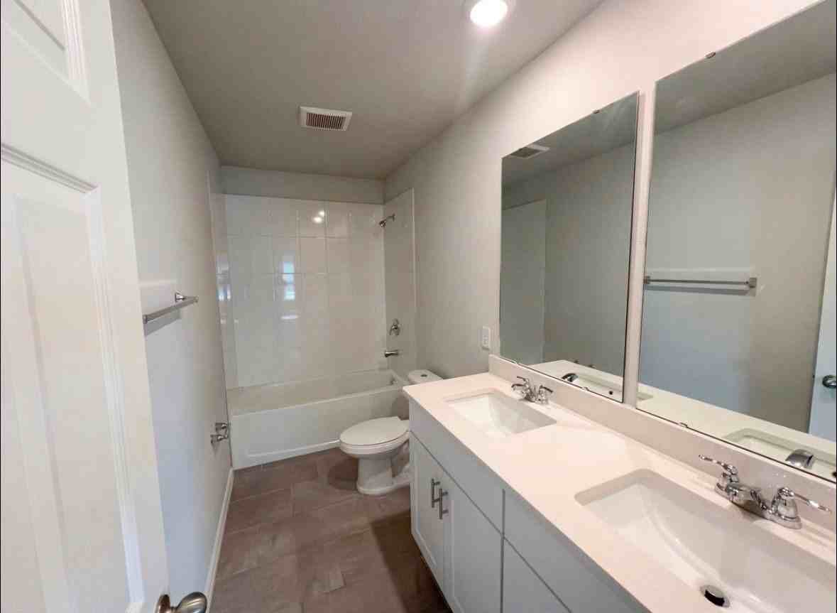 144 Bellmont Ln - Photo 3 of 16