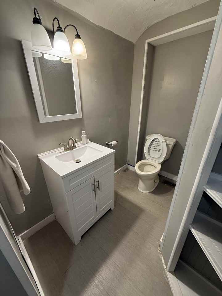 25 E Main St - Photo 4 of 16