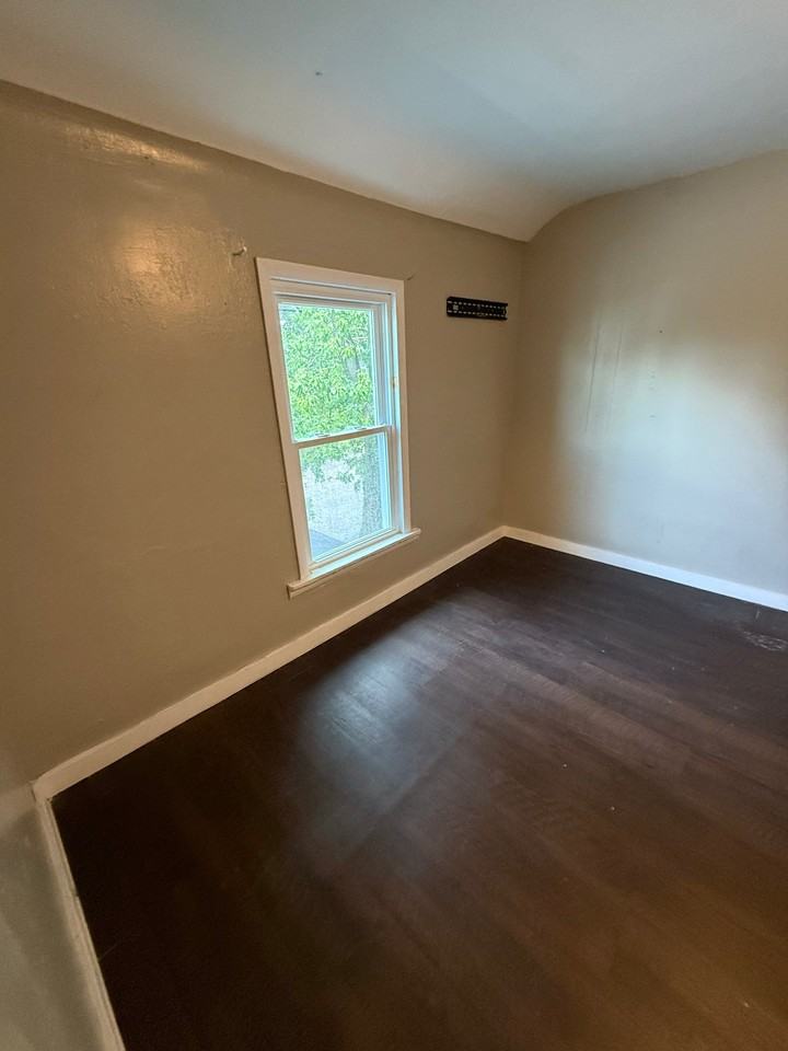 25 E Main St - Photo 7 of 16