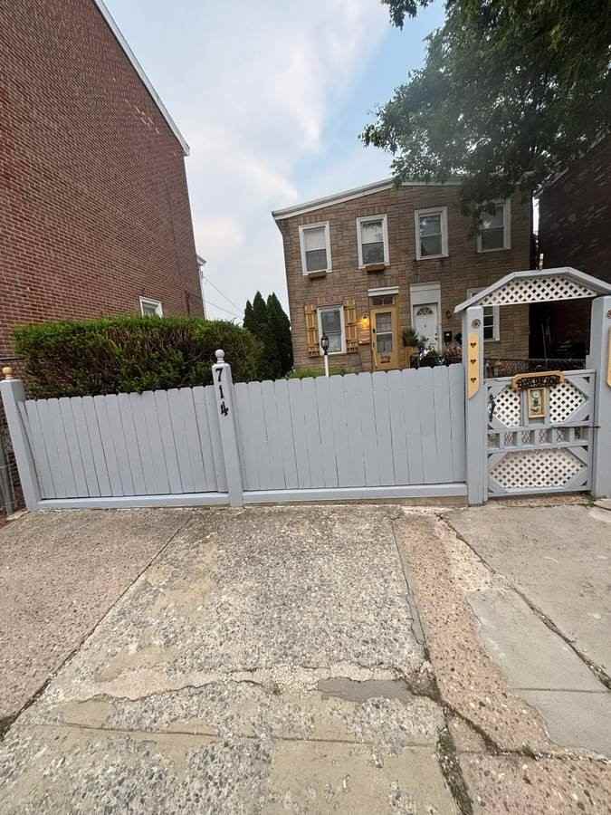 714 Chain St - Photo 6 of 7