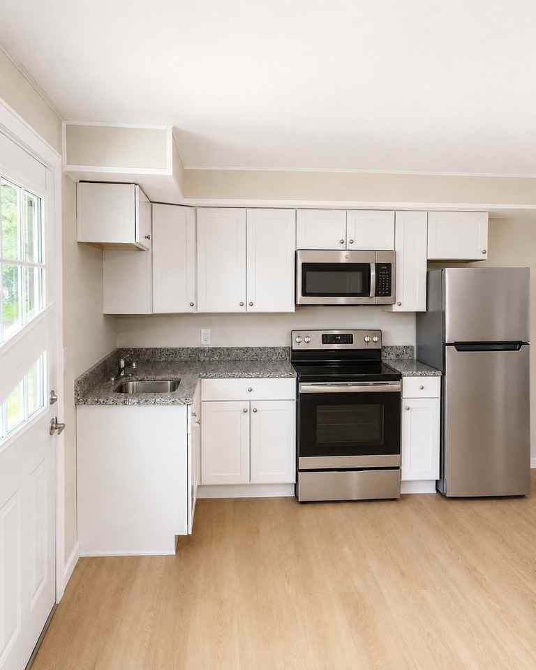 1510 Linden St #B - Photo 3 of 5