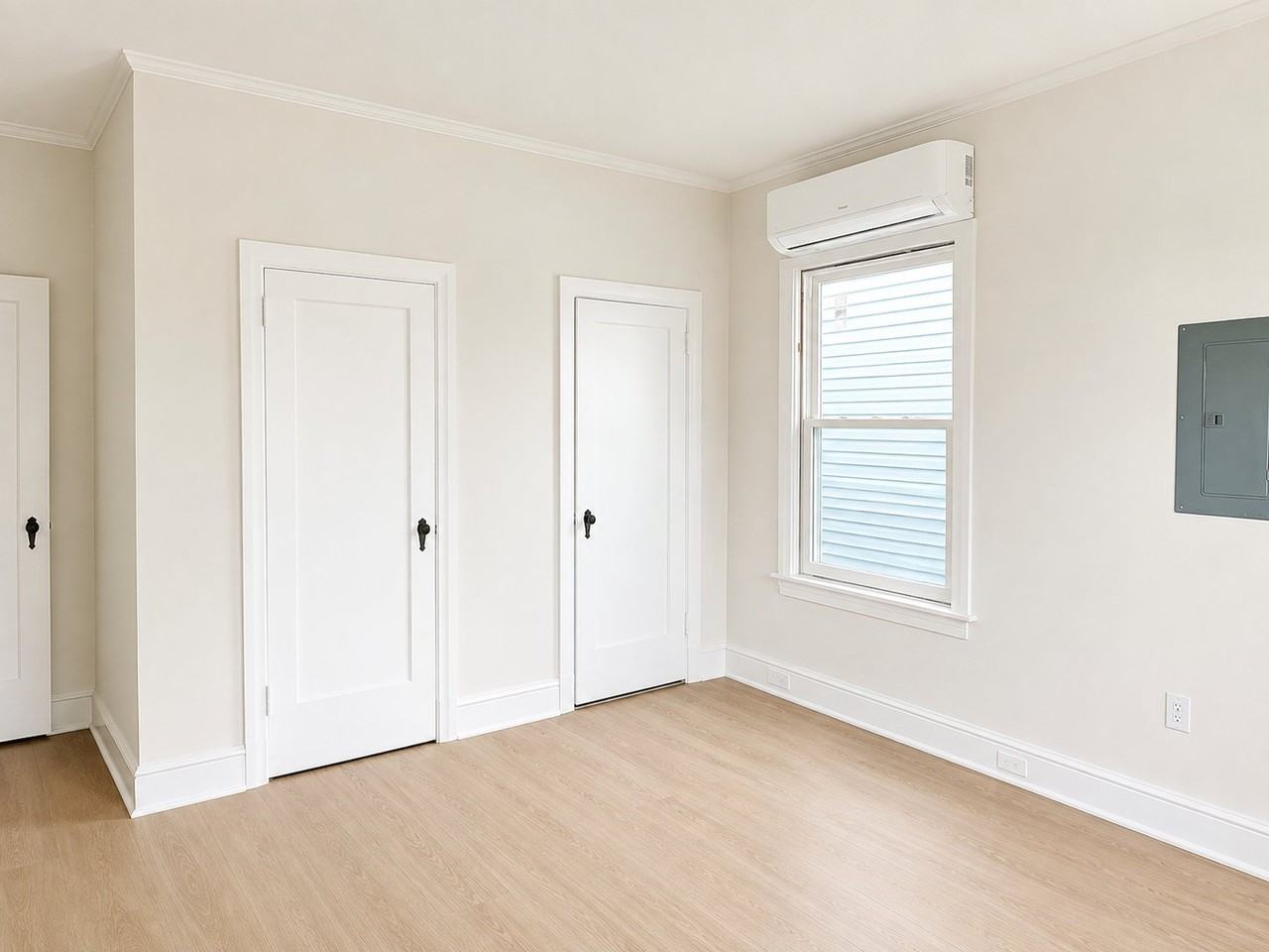 1510 Linden St #1 - Photo 4 of 10
