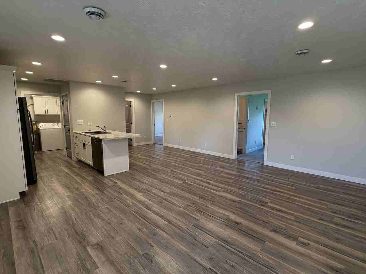 2912 Sportsmans Dr #A - Photo 2 of 15