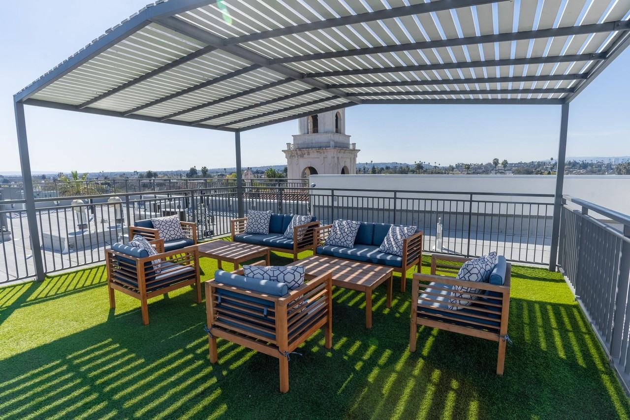 Premium Phoenix Apartments - Photo 4 of 50