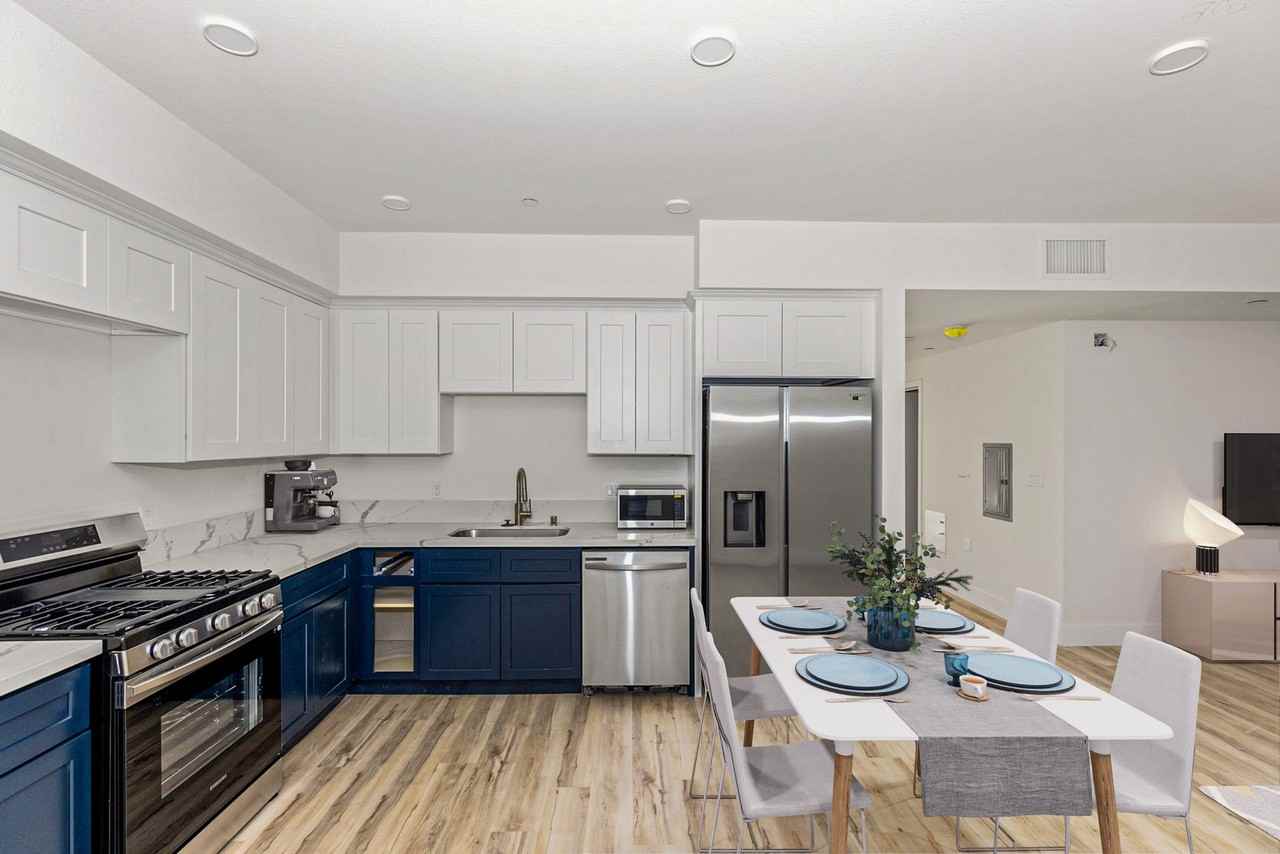 Premium Phoenix Apartments - Photo 6 of 50