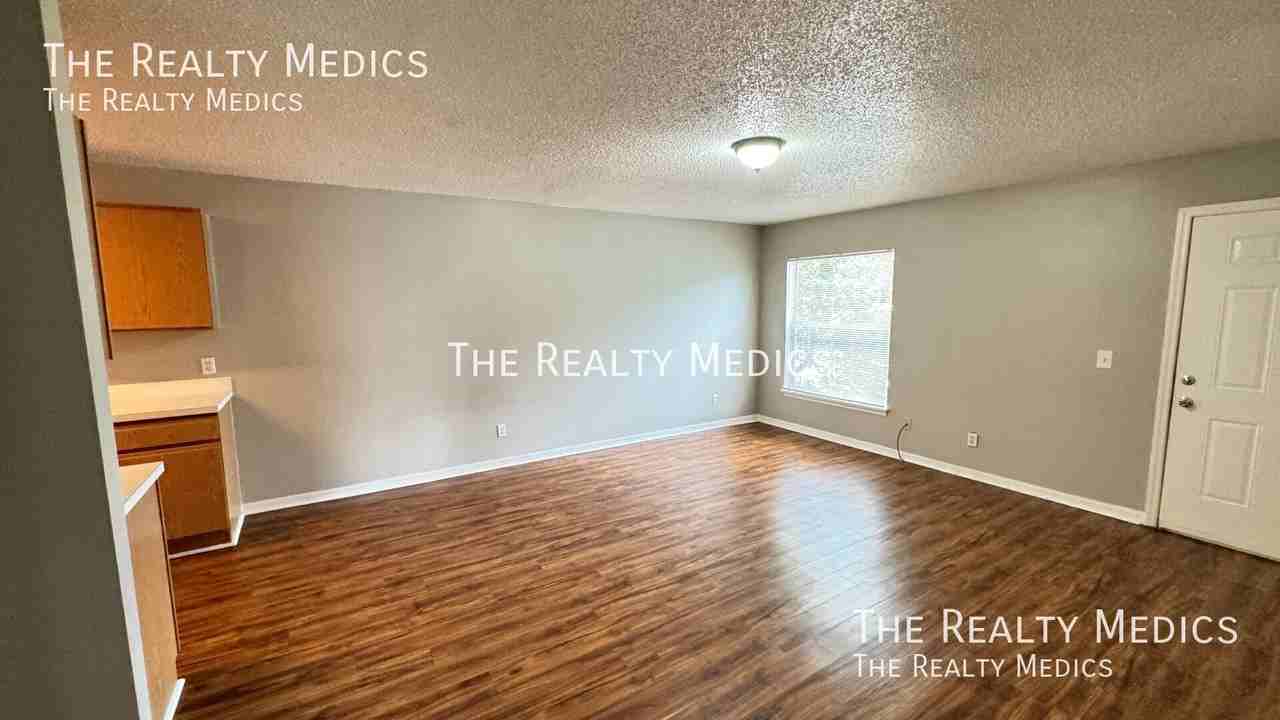 815 Eastern Ave - Photo 3 of 27