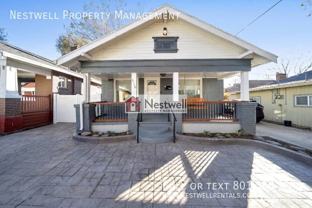 512 E Hawthorne Ave - Photo 1 of 1