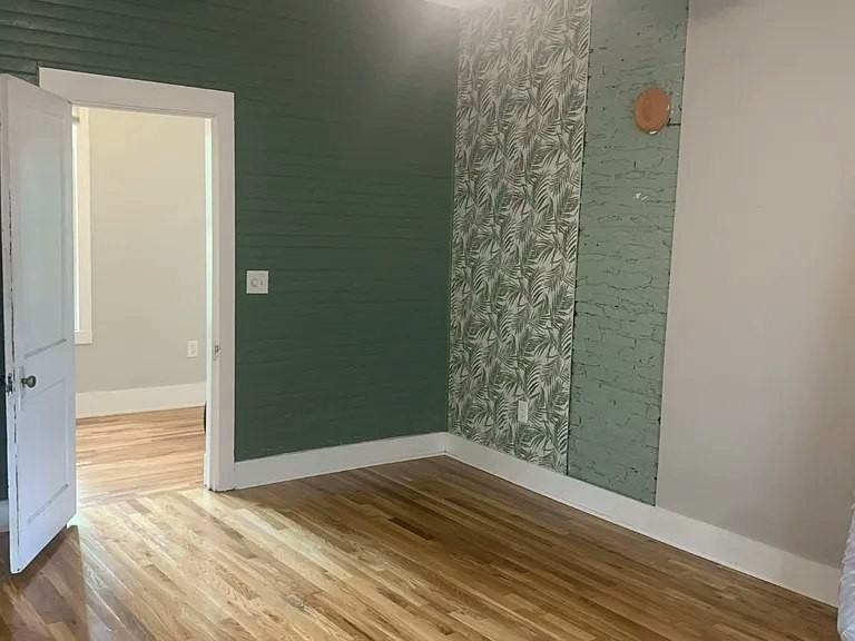 2008 North 8th Avenue - Photo 5 of 10