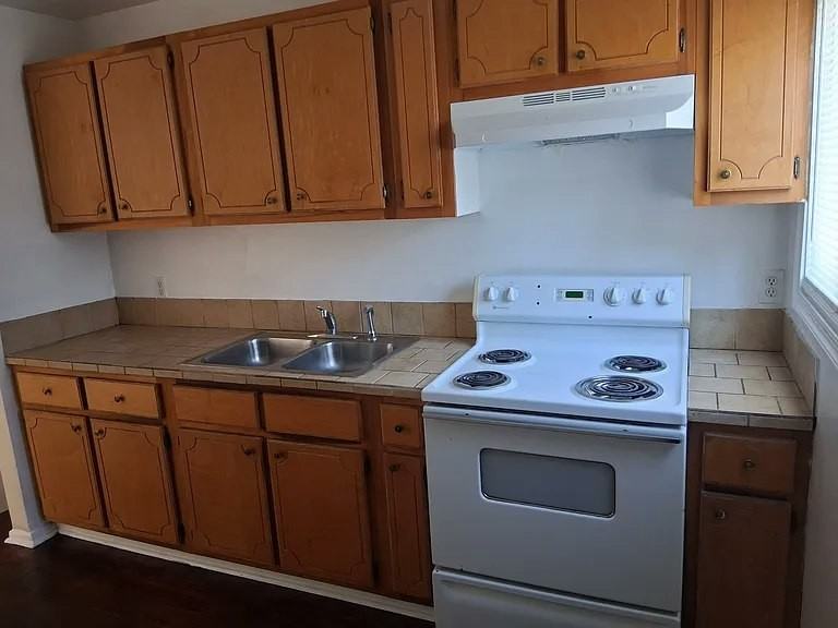 889 Cheyenne Drive - Photo 3 of 9