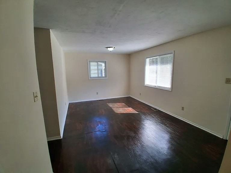889 Cheyenne Drive - Photo 7 of 9