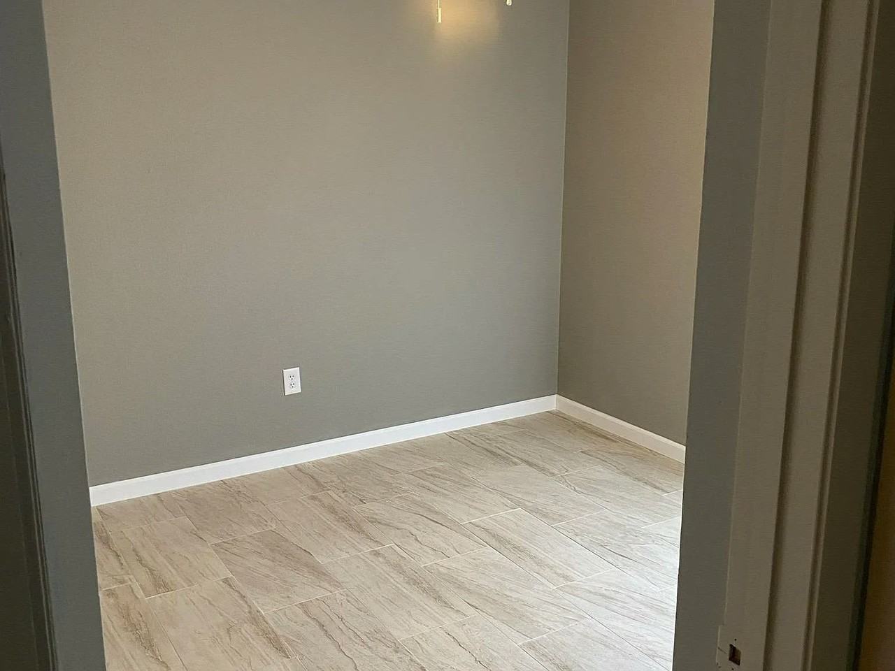 6509 Elmwood Road - Photo 7 of 19