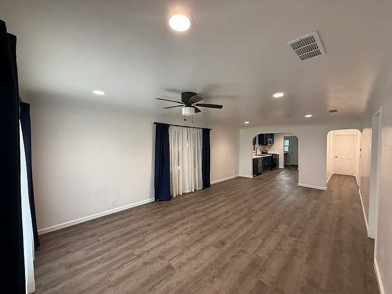 627 El Terino Avenue - Photo 4 of 6