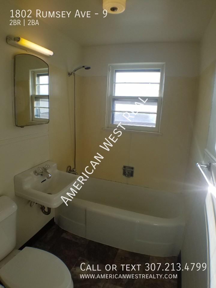 1802 Rumsey Ave #9 - Photo 4 of 6
