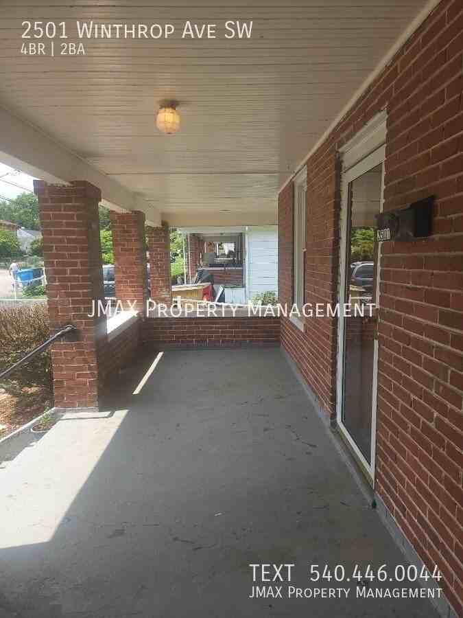 2501 Winthrop Ave Sw - Photo 2 of 25